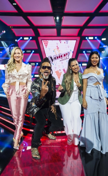 Claudia Leitte, Carlinhos Brown e Simone & Simaria no 'The Voice Kids'