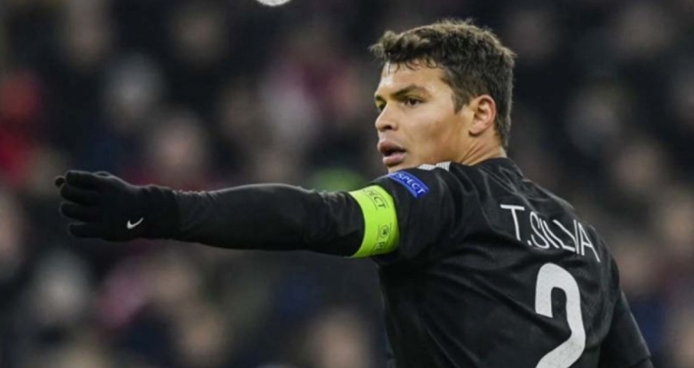 Thiago Silva não vive bom momento no PSG