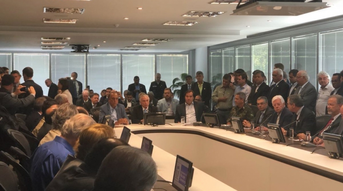 Reunião entre Temer, Pezão e outras autoridades sobre a intervenção na segurança do Rio - Divulgação