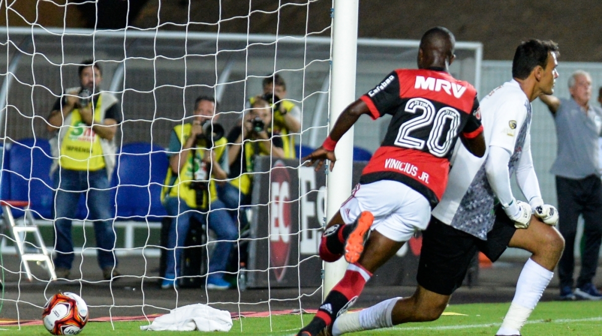 Flamengo vence o Boavista por 2 a 0 e conquista Taça Guanabara