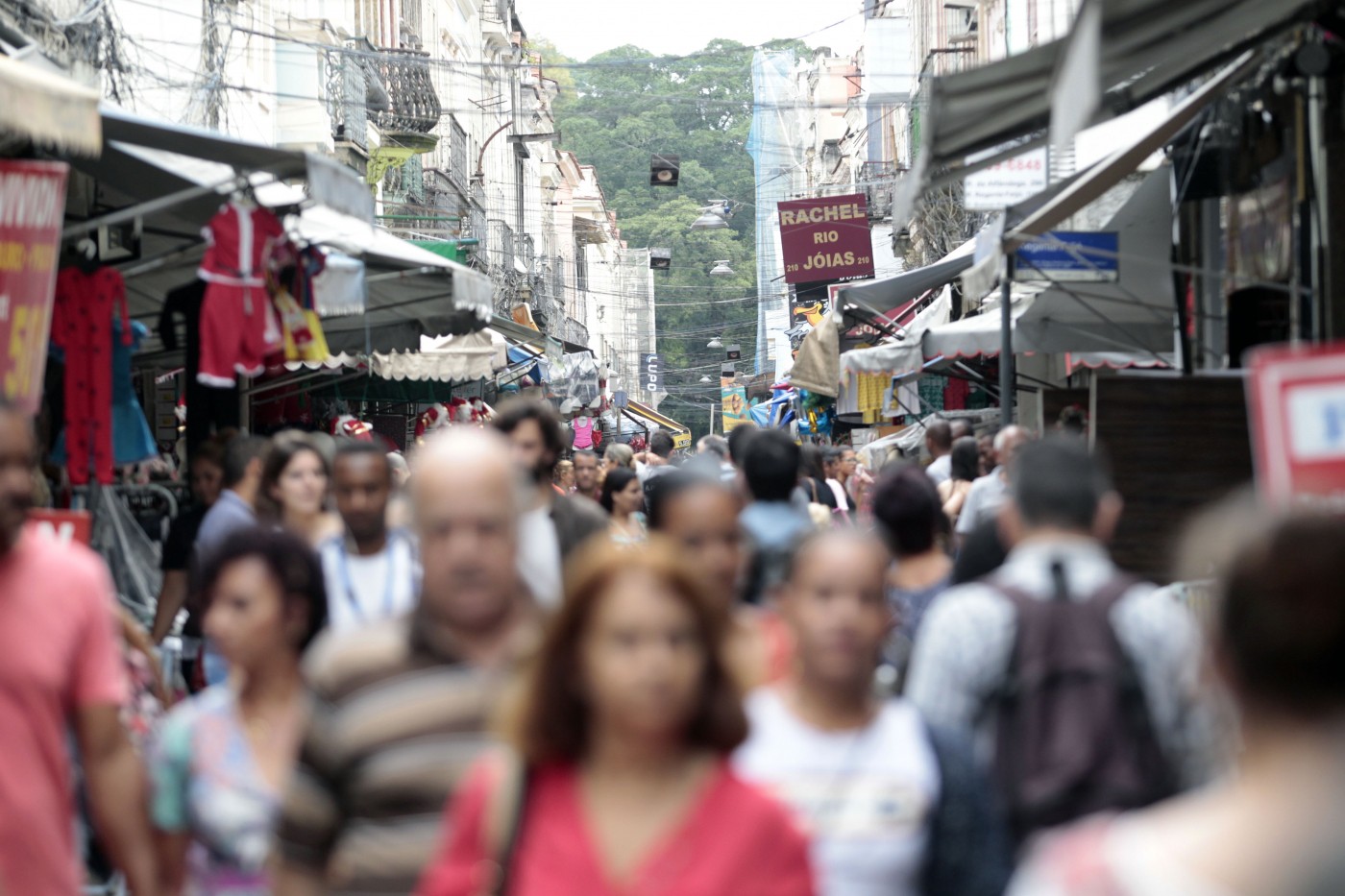 Atividade econômica cresce 1,04% em 2017 O Dia - Economia