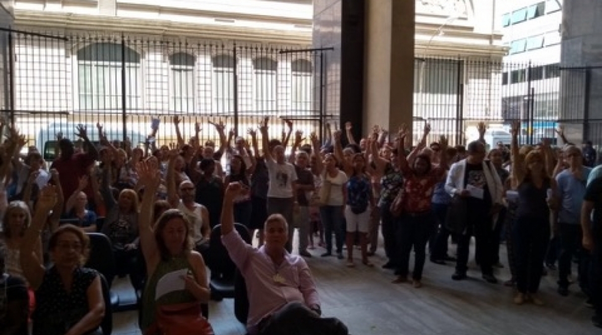 Servidores da Saúde também ocuparam prédio da secretaria - DIVULGAÇÃO