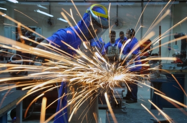 Produção industrial subiu 0,6% entre junho e julho, aponta IBGE