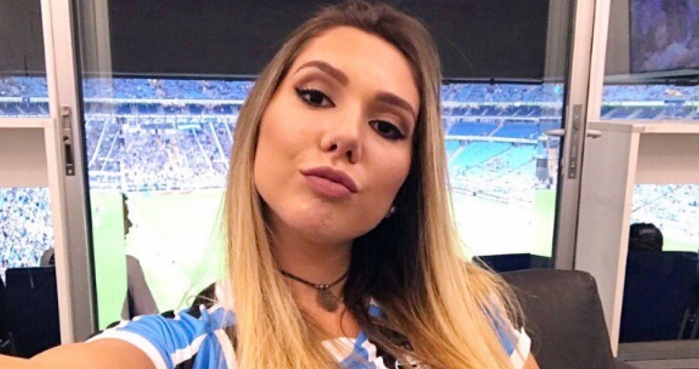 Carol Portaluppi é uma das mais famosas torcedoras do Grêmio