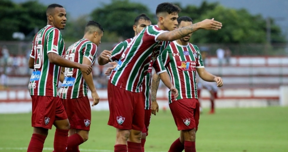 Fluminense goleou o Bangu na estreia da Taça Rio