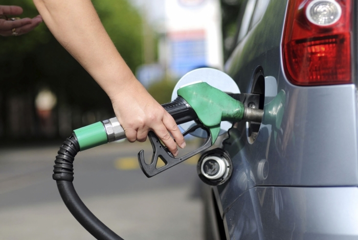 Na América Latina, apenas Uruguai, Peru e Chile têm gasolina mais cara que Brasil