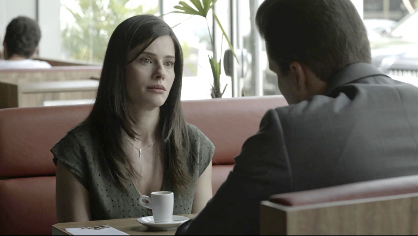 Bella Carrijo em cena com Thiago Fragoso - Rodrigo Lopes