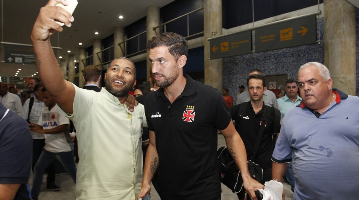 Torcedor tieta o goleiro Martin Silva - Alexandre Brum