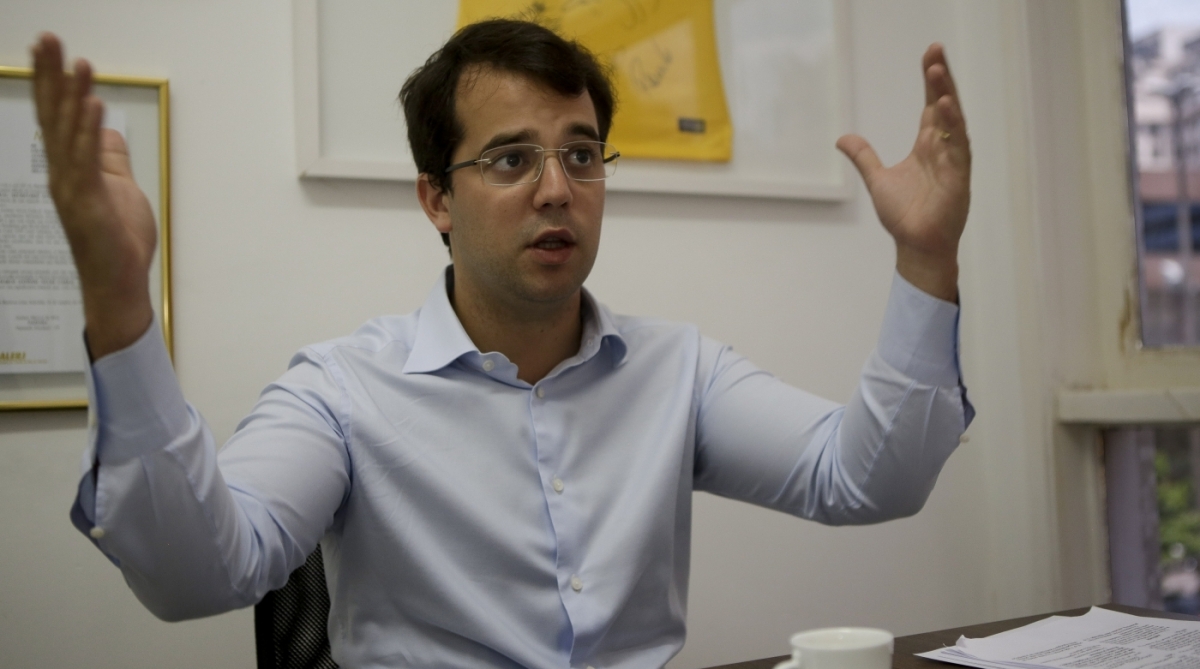 2018-02-22 - O deputado federal Marco Antonio Cabral (MDB-RJ), filho do ex-governador do Rio de Janeiro Sergio Cabral, apresentou projeto de lei para estimular que presidi&aacute;rios doem sangue. Em compensa&ccedil;&atilde;o, poderiam ter suas penas reduzidas. Acima Foto: Luciano Belford / Agencia O Dia