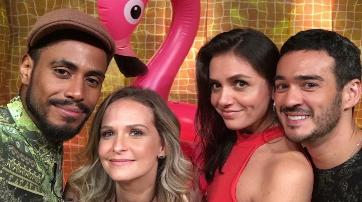 Monica Iozzi nos bastidores do 'Papo de Segunda Ver&atilde;o'