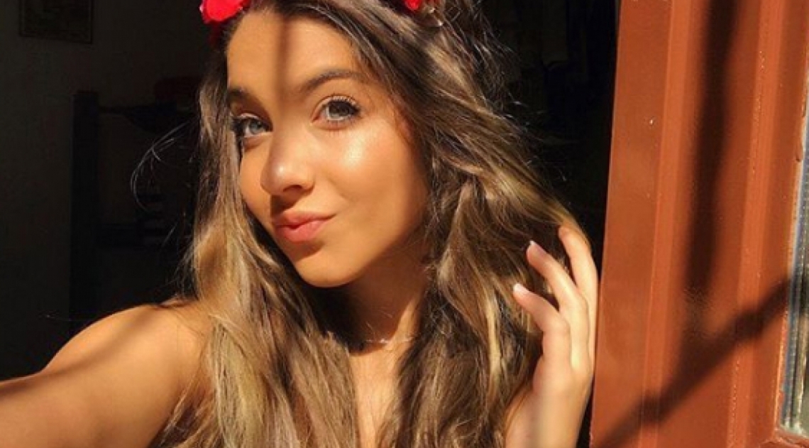 Ines Petkovic de 18 anos, chama a aten��o por sua beleza