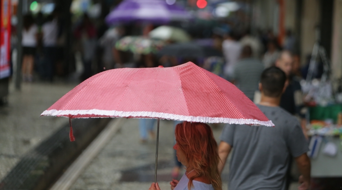 Previs&atilde;o &eacute; de chuva moderada a forte - Daniel Castelo Branco / Ag&ecirc;ncia O DIA