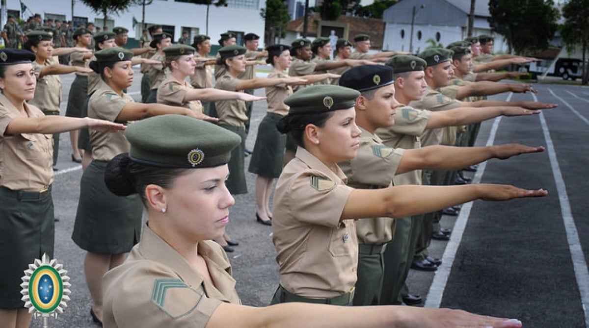 Aumenta em 331% o número de alistamento de mulheres no Exército