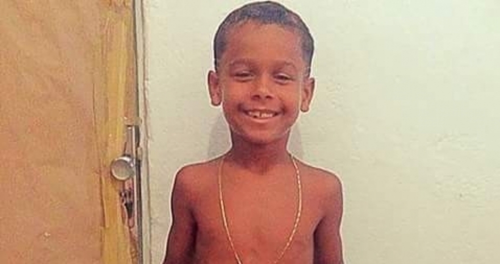 Marlon Andrade, de 10 anos, foi atingido por uma bala na cabe�a enquanto brincava no quintal de casa