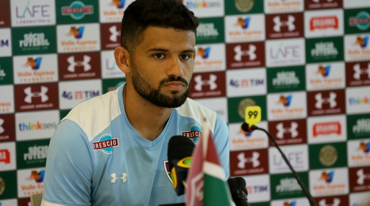 Jadson espera contar com o apoio da torcida tricolor na partida de quinta-feira -  LUCAS MERÇON / FLUMINENSE