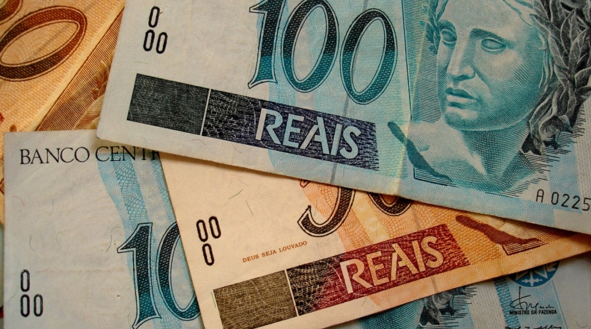 Arrecadação cresceu 10% e tem melhor resultado em 4 anos - Free Images