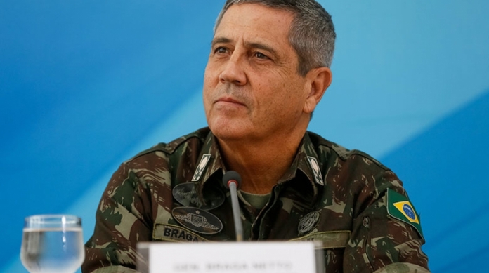 General Walter Braga Netto descartou contratação de policiais