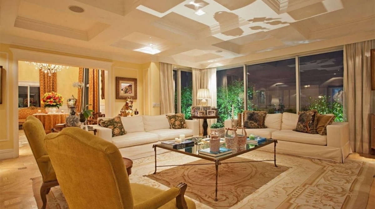 Apartamento milionário de Luciana Gimenez