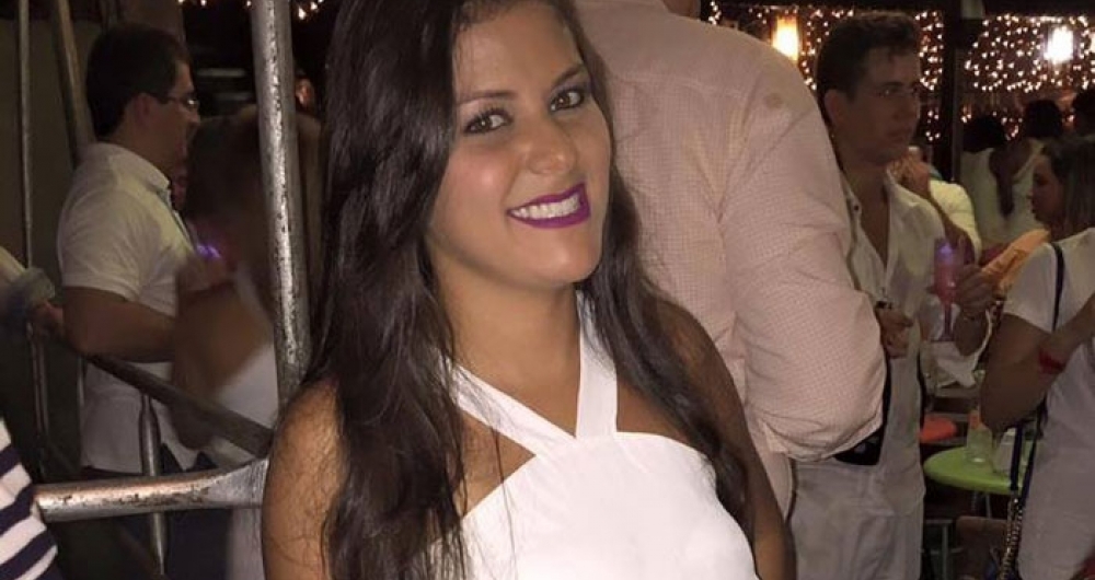 Jovem Natasha foi morta com tr�s tiros dentro de casa na Taquara. Ex-namorado � apontado como o assassino pela pol�cia
