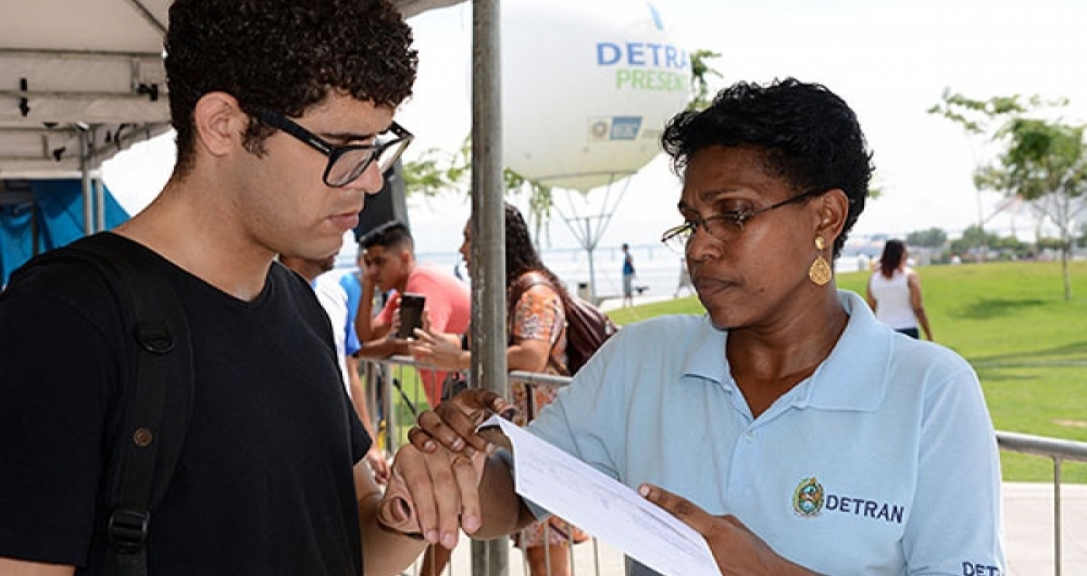 Detran Presente continua na Central do Brasil e no Rio Comprido