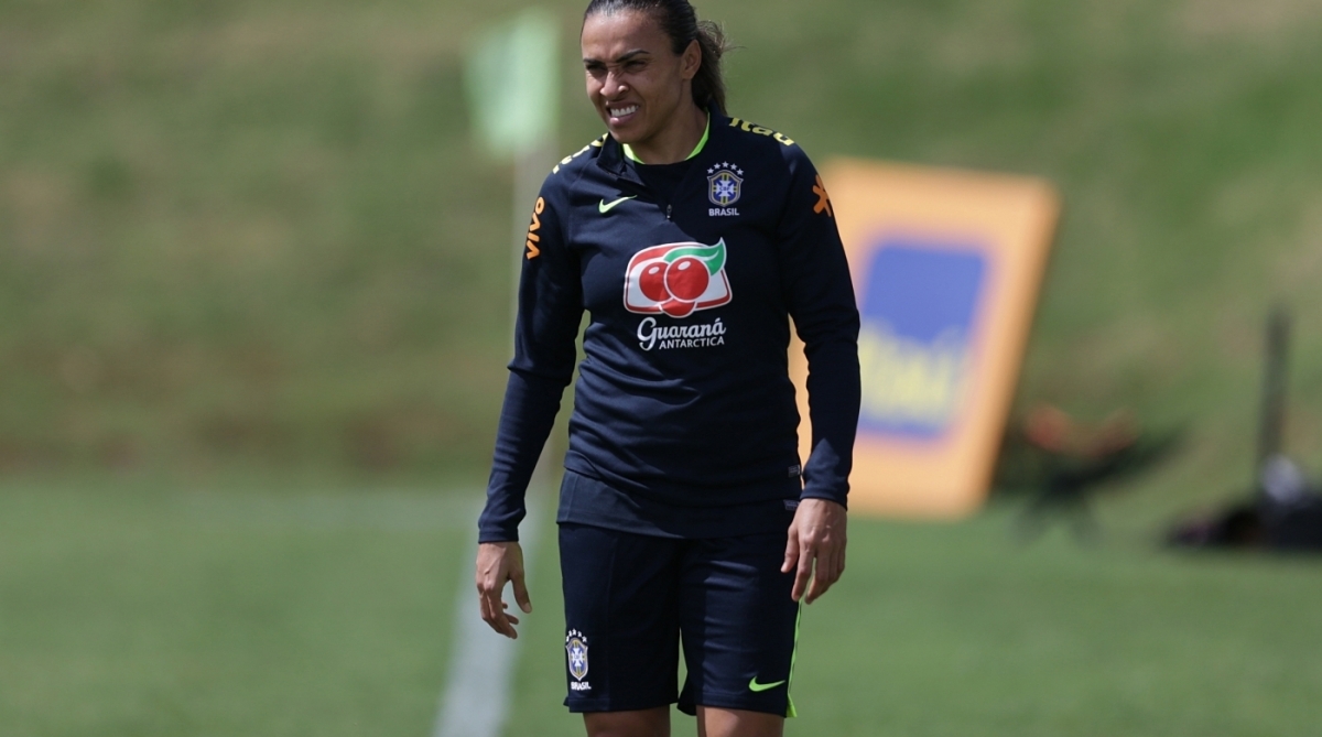 Especial - Treino da Sele&ccedil;&atilde;o Brasileira de Futebol Feminino para disputa da Copa America no Chile em Abril. Local: Granja Comary, Teres&oacute;polis - Rio de Janeiro.Na foto FOrmiga ( Miraildes Maciel Mota), duas vezes vice-campe&atilde; ol&iacute;mpica e uma vez vice-campe&atilde; mundial de futebol feminino. Foto: Daniel Castelo Branco / Ag&ecirc;ncia O Dia