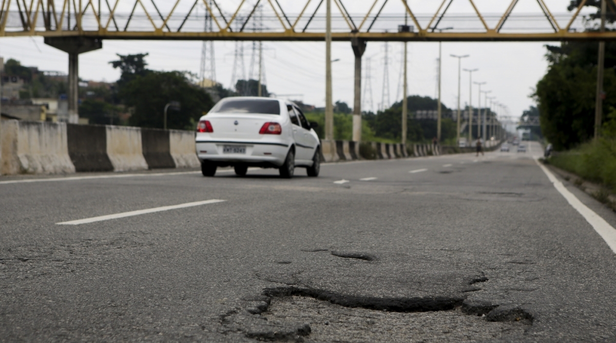 2018-03-02 - ESPECIAL VIA LIGHT - O abandono da A RJ-081, oficialmente denominada Rodovia Carlinhos da Tinguá, conhecida como Via Light. Foto: Luciano Belford / Agencia O Dia