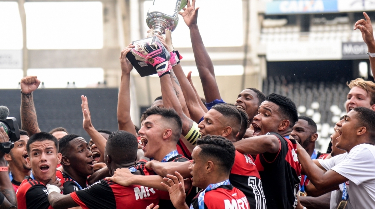 Ag&ecirc;ncia de Not&iacute;cias - Parceiro - Flamengo x Botafogo em jogo v&aacute;lido pela final da Ta&ccedil;a Guanabara sub-20 do Campeonato Carioca 2018, no est&aacute;dio Nilton Santos, no Rio de Janeiro, neste s&aacute;bado, 03. Foto: Clever Felix/Parceiro/Ag&ecirc;ncia O Dia