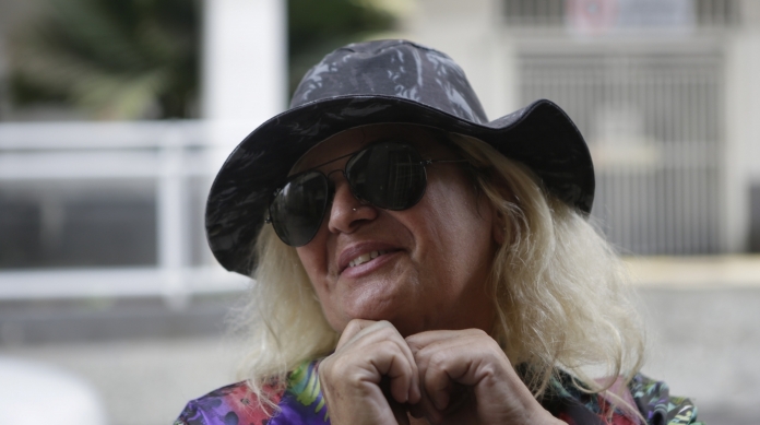 SHEILA C�SAR, 50 anos, aposentada, mora no Centro do Rio.