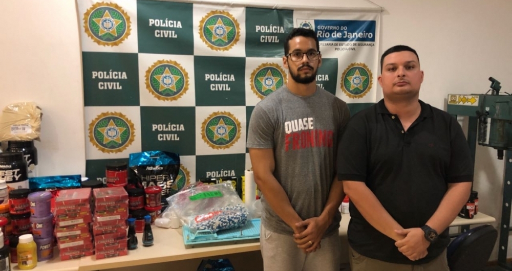 Dupla � presa por crime de falsifica��o e adultera��o de produtos terap�uticos ou medicinais