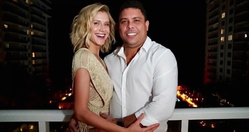 Ronaldo e Celina v�o se casar