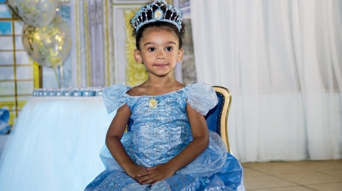 Naldo e Ellen Cardoso fazem festa para comemorar os 3 anos de Maria Victória