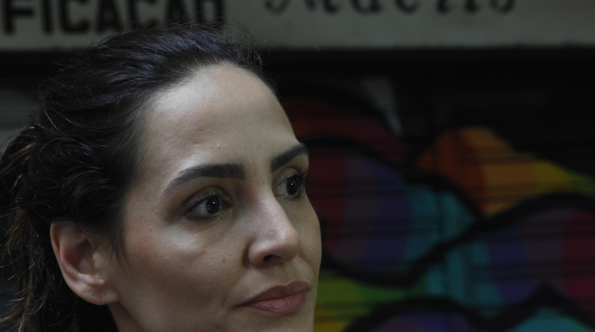 Suite do tiroteio na Pra&ccedil;a S&atilde;o Salvador Zona Suldo do Rio, e insegurn&ccedil;a na Rua das Laranjeiras estatuas em homenagem  Ana uma vitima da Violencia no Bairro,  na  foto Michele Delfim  NunesFoto  Severido  Silva Agencia O Dia