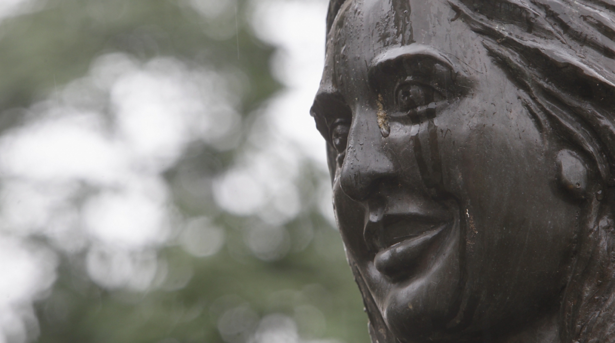 Suite do tiroteio na Praça São Salvador Zona Suldo do Rio, e insegurnça na Rua das Laranjeiras estatuas em homenagem  Ana uma vitima da Violencia no Bairro, Foto  Severido  Silva Agencia O Dia