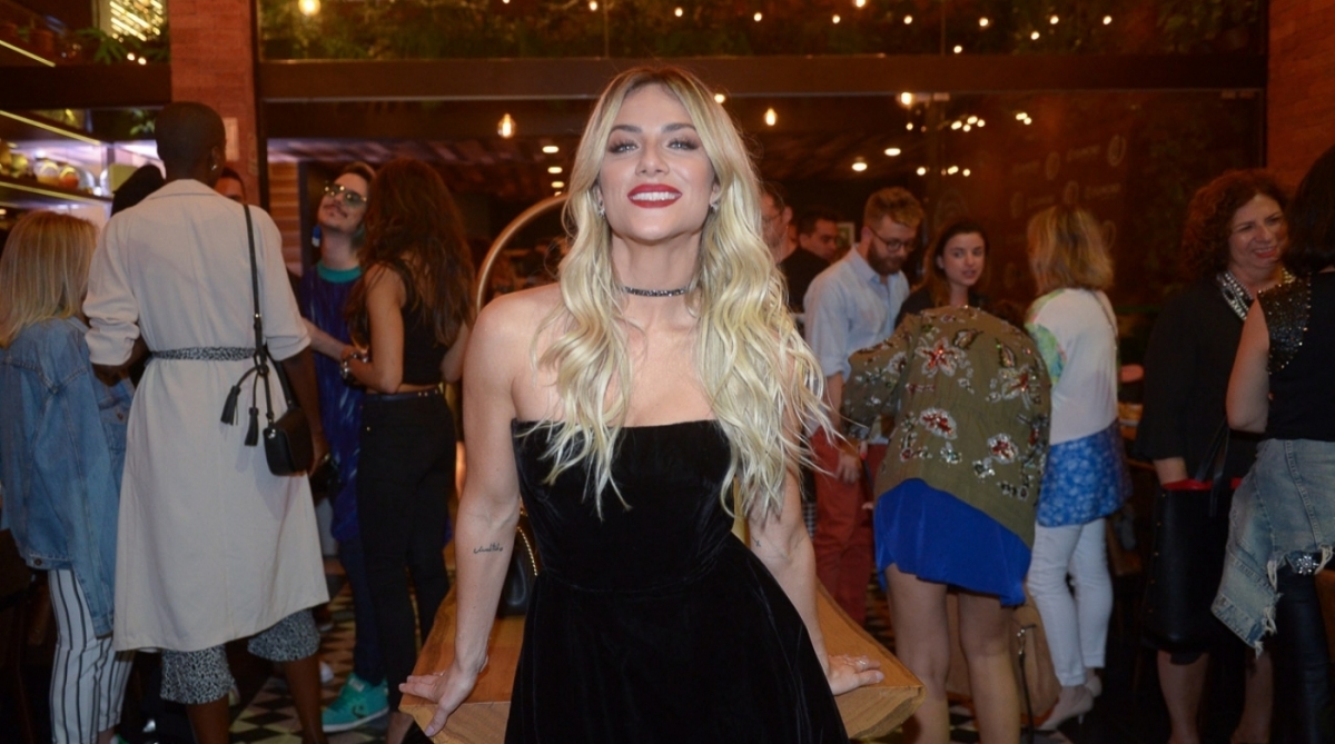 Giovanna Ewbank participa de evento em São Paulo