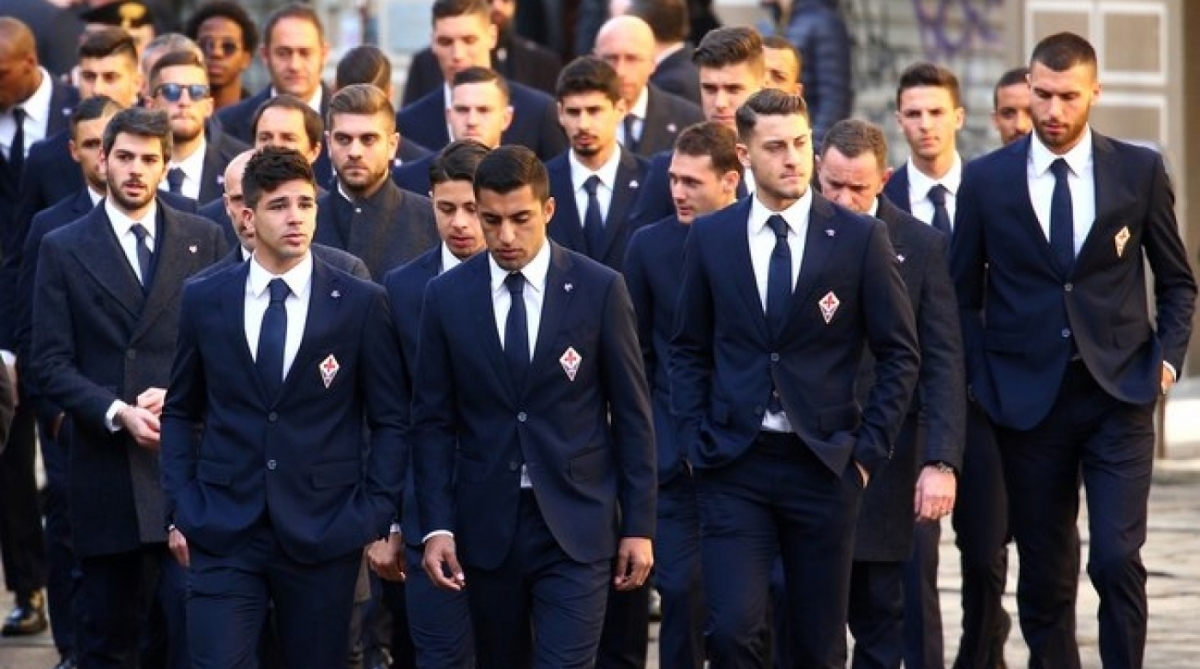 Elenco da Fiorentina foi ao funeral de Davide Astori