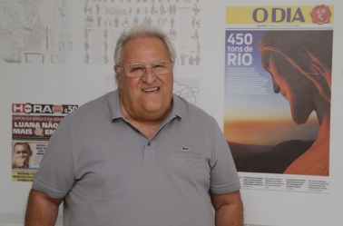 Martha Esteves exalta legado de Apolinho: 'Patrimônio do rádio brasileiro'