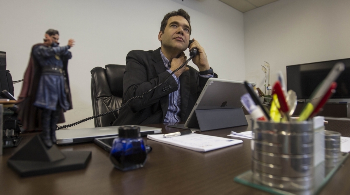 Entrevista com o secretario municipal da casa civil Paulo Messina, Rj, 09 de marco.