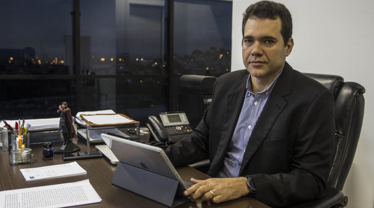 Entrevista com o secretario municipal da casa civil Paulo Messina, Rj, 09 de marco.