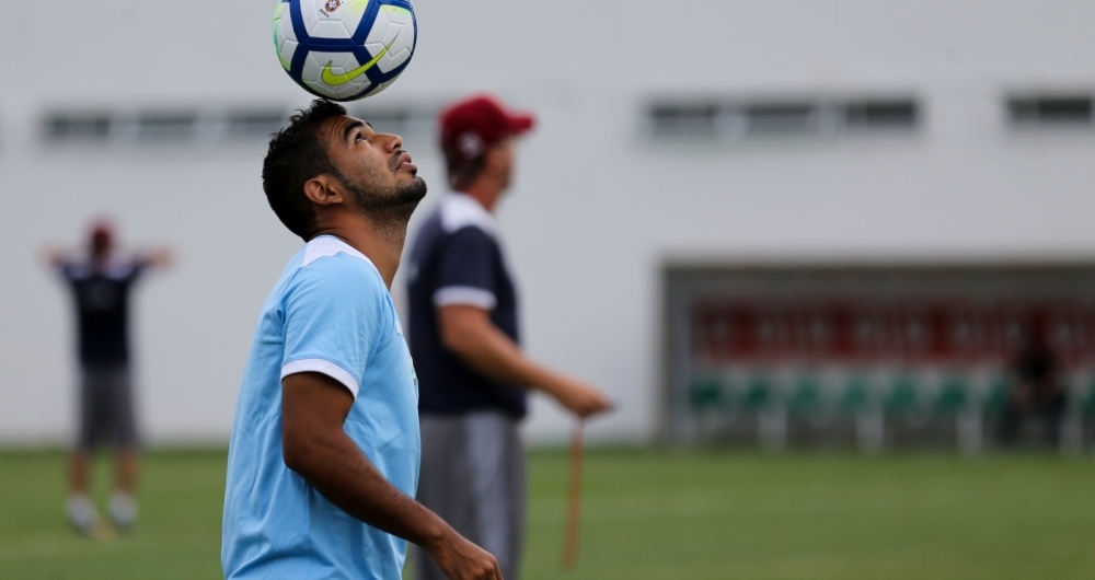 O equatoriano Sornoza comanda o meio-campo tricolor hoje � noite