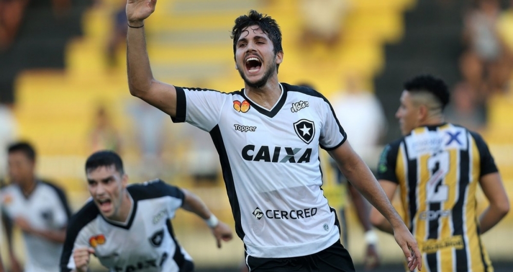 Igor Rabello marcou o gol do Botafogo