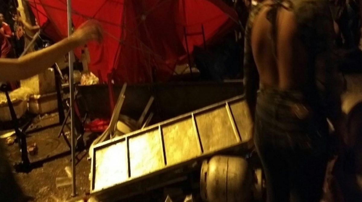 Correria em baile funk por causa de tiros deixa pelo menos 70 feridos na Penha