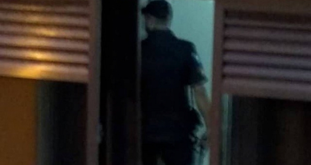 Homem invade apartamento e faz moradora de ref�m em Niter�i