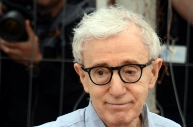 Woody Allen presta homenagem a Diane Keaton, que morreu aos 79 anos