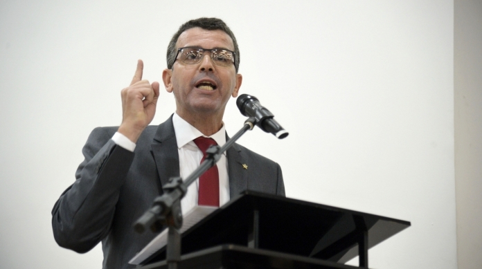 O delegado Rivaldo Barbosa assumiu ontem a Chefia da Pol�cia Civil
