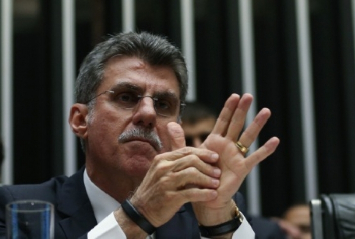 Juc: senador e ex-ministro  alvo de 13 investigaes no Supremo