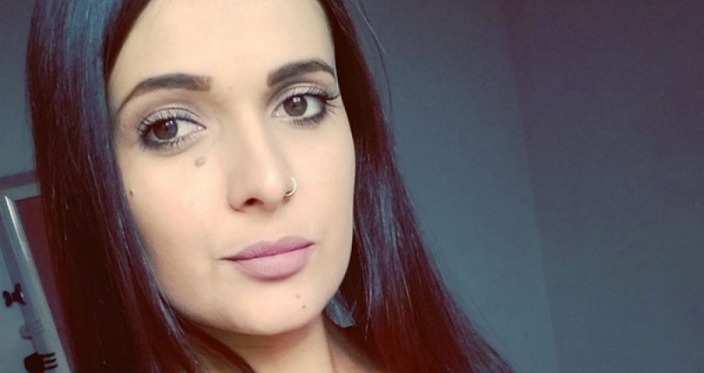 Yone Novais, de 21 anos, foi morta no hor�rio de almo�o em frente ao trabalho.