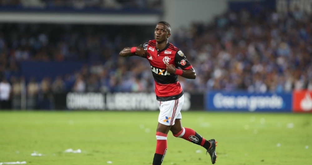 Vinicius Jr. pode permanecer no Flamengo até 2019