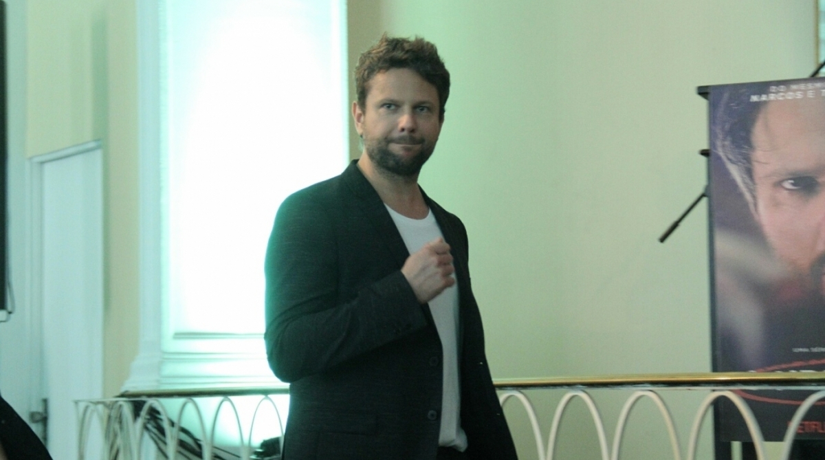 Famosas participam de coletiva de imprensa da série 'O Mecanismo'