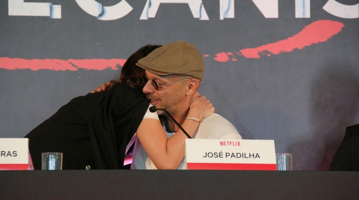 Famosas participam de coletiva de imprensa da série 'O Mecanismo'