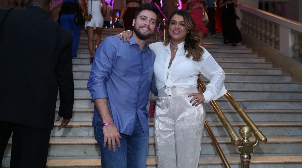 Amaury Nunes e Karina Bacchi